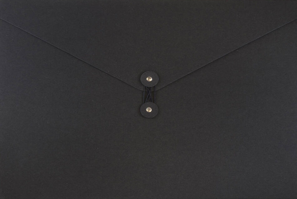 Black Kraft Large 9 1/4 x 14 x 3/8 Button and String Portfolios