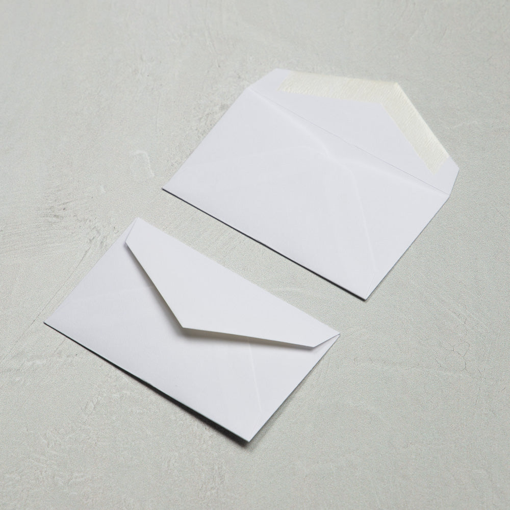 White 24lb Cougar 2 3/16 x 3 5/8 V Flap Premium Envelopes