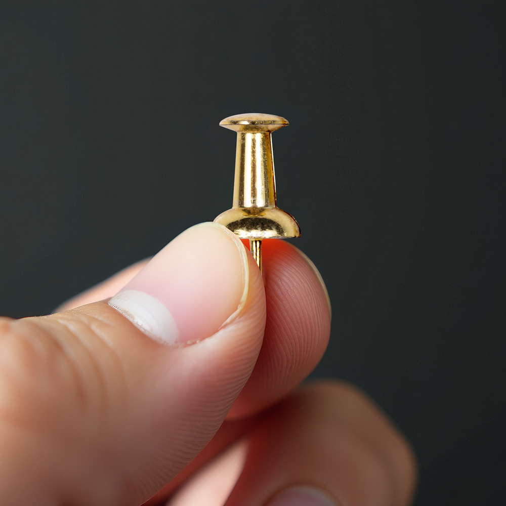 Gold Pushpins - 100 Pack