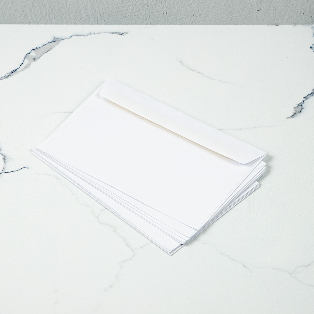 White 24lb 5 1/2 x 8 1/2 Booklet Envelopes
