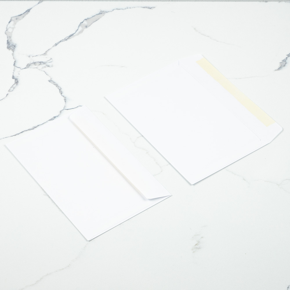 White 24lb 5 1/2 x 8 1/2 Booklet Envelopes