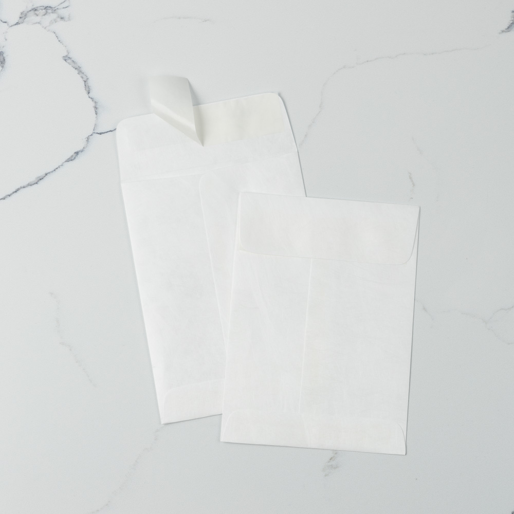 White Tyvek 14lb 5 1/2 x 7 1/2 Open End Envelopes with Peel & Seal
