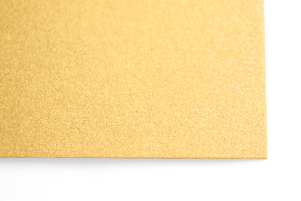 Gold Metallic 32lb A7 Invitation Envelopes (5 1/4 x 7 1/4) with Peel & Seal