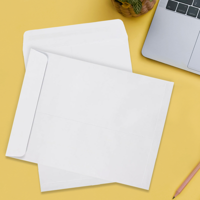 White 28lb 9 x 12 Open End Envelopes with Peel & Seal
