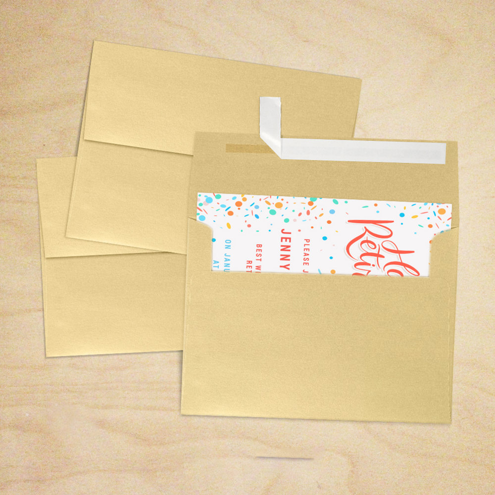 Light Gold Blonde Metallic 32lb A7 Invitation Envelopes (5 1/4 x 7 1/4) with Peel & Seal