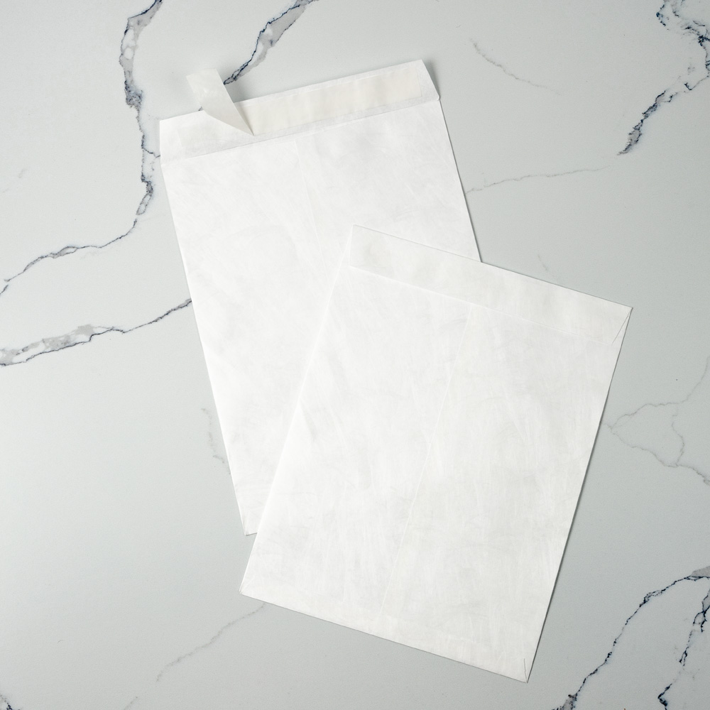 White Tyvek 14lb 9 1/2 x 12 1/2 Open End Envelopes with Peel & Seal