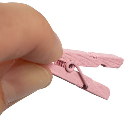 Baby Pink Medium/Large 1 3/8 Inch Wood Clips - 20 Pack