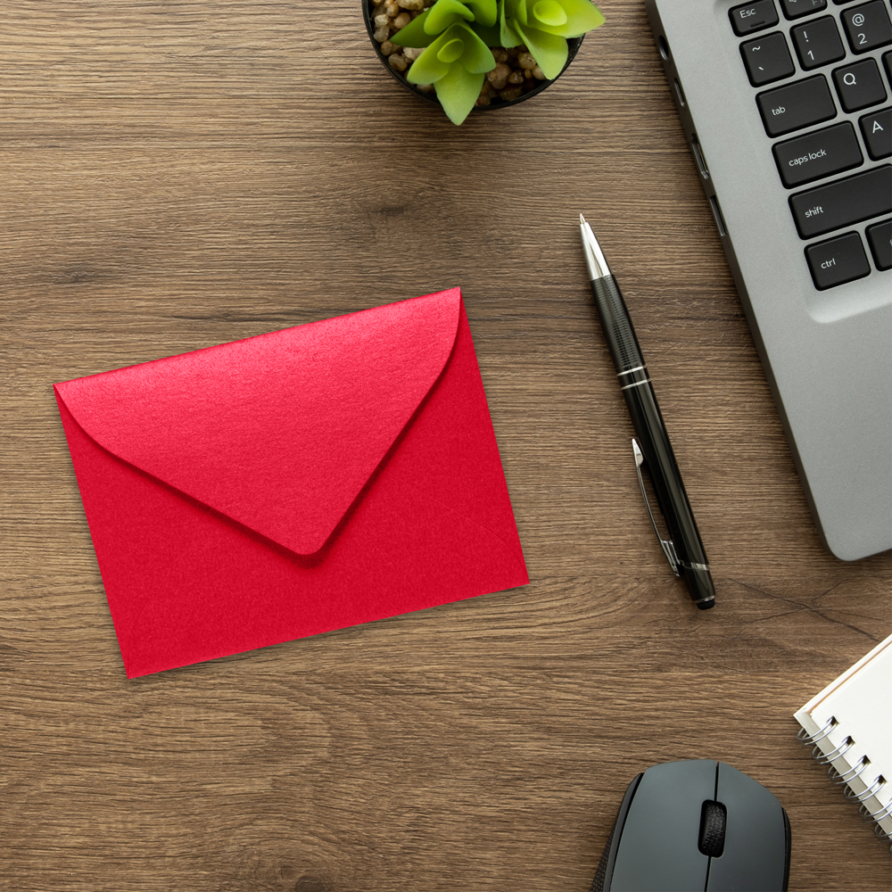 Jupiter Red Metallic 32lb #17 Mini Envelopes (2 11/16 x 3 11/16)