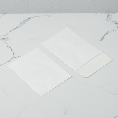 White Tyvek 14lb 5 1/2 x 7 1/2 Open End Envelopes with Peel & Seal