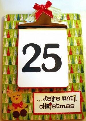 Christmas countdown christmas themed board with number 25 in big font