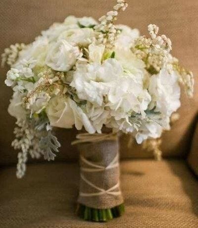 white flower bouquet