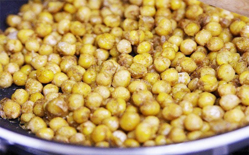 Roasted chickpeas