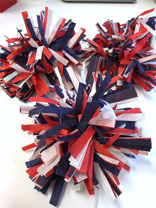 DIY 4TH OF JULY TISSUE PAPER GARLAND