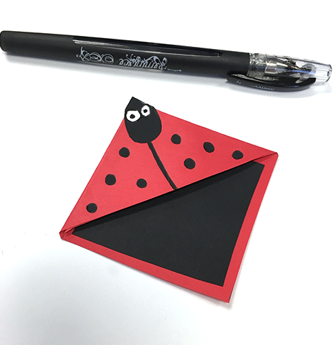 ladybug bookmark, red paper, paper crafts, diy bookmarks