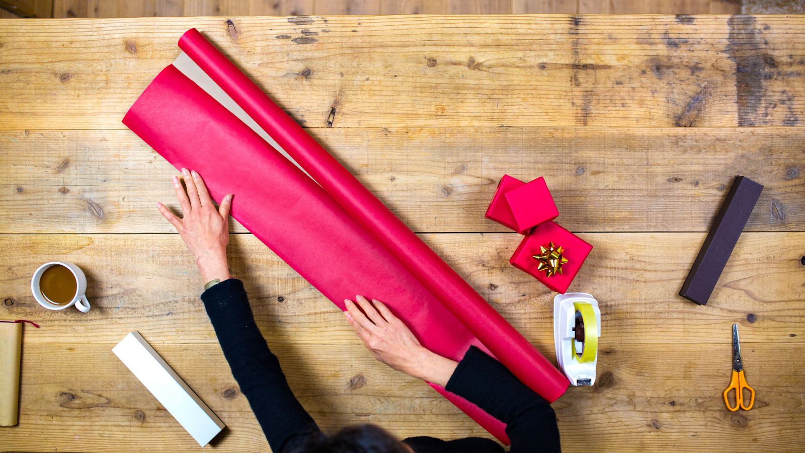 Red Matte Bulk Wrapping Paper - 416 Sq Ft